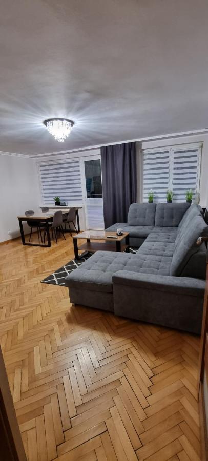 Apartamentyprzymorzu Drzymaly Blisko Dworca Kołobrzeg Eksteriør billede